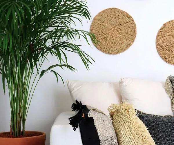 Thalia With Hot Tub And Sea View *