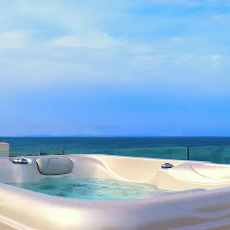 Thalia With Hot Tub And Sea View Apartman *